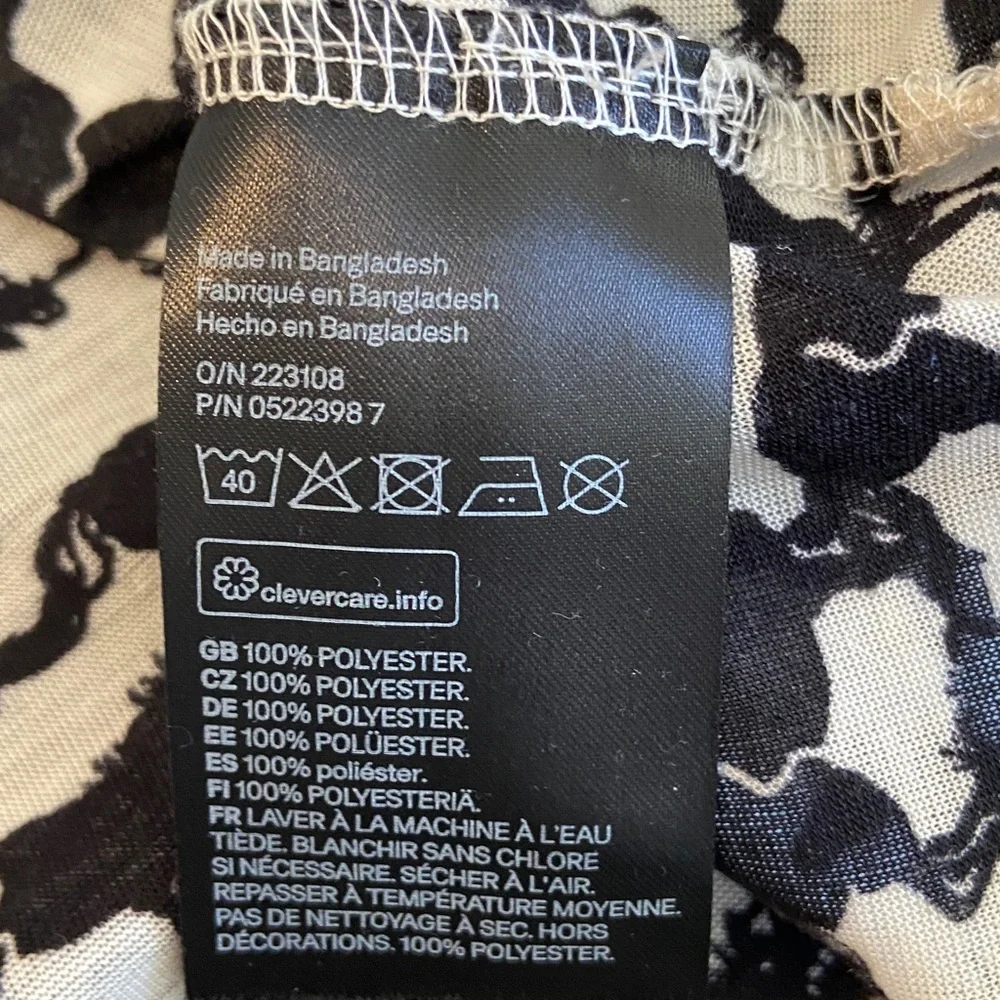 H&M Black Cream Equestrian Horse Print V-neck 3/4 sleeve Blouse 3638 - Picture 6 of 6